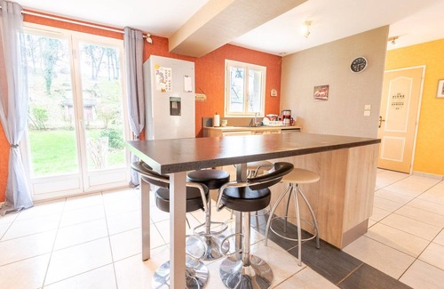 Lussault-sur-Loire Apartamento | Le Sapin Parasol - House for 7 people.