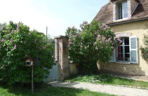 La Villeneuve-au-Chatelot Casa | Le Saule Argenté