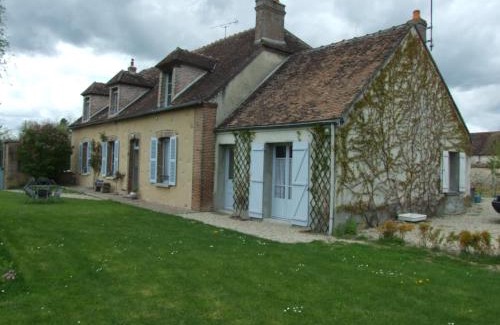 La Villeneuve-au-Chatelot Casa | Le Saule Argenté