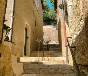 Auch Apartamento | Le Seize - Studio dans le centre historique d'Auch