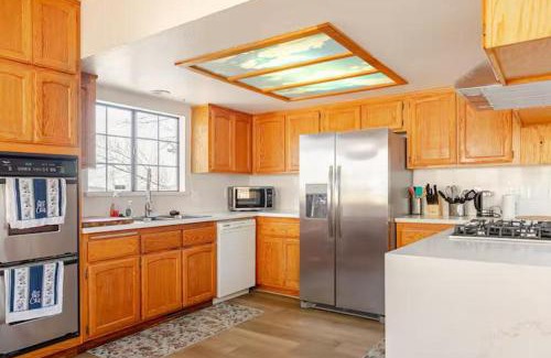 Big Bear Casa | Le Serenity Cabin, Hot Tub, Game Room Pool Table