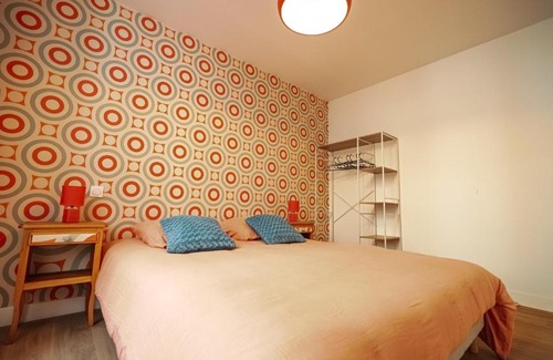 Agen Apartamento | Le Seventies & Spa Appartement spacieux et athypique, cœur du centre ville
