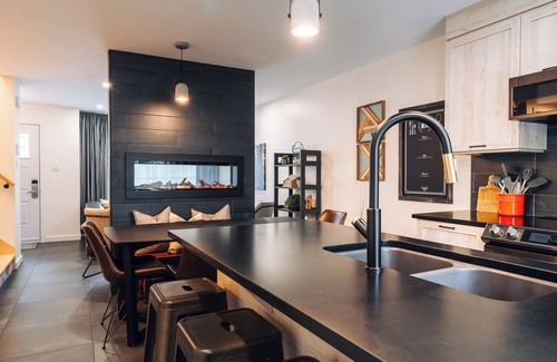 Saint-Faustin-Lac-Carre Casa | Le Sous-Bois | Outdoors and Spa