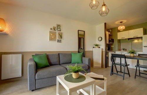 Gaillac Apartamento | Le Sporting Land - avec entrée autonome, parking privé & sa piscine ! -
