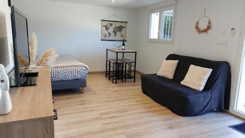 Tournon-sur-Rhone Apartamento | Le studio du Doux