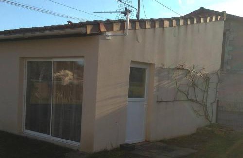 Cussac-Fort-Medoc Apartamento | Le studio médocain