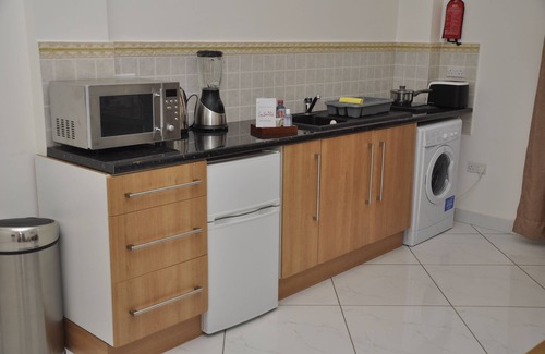 Teshie Apartamento | Le Suites Serviced Apartments