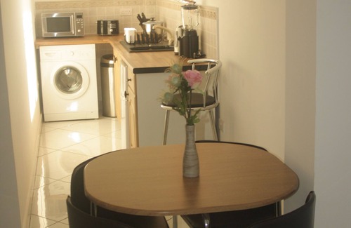 Teshie Apartamento | Le Suites Serviced Apartments
