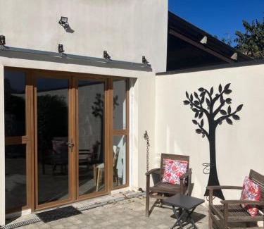 Marsillargues Cama Y Desayuno | Le Temps d'une Parenthèse Chambre d'hôte en Camargue wifi piscine Clim