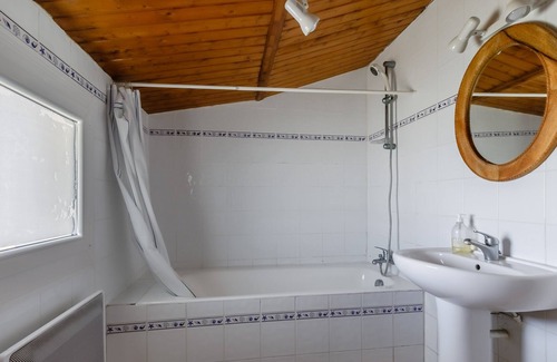 Beauvoir-sur-Mer Casa | Le Terre Mer - Tres Habitaciones Casa, Capacidad 6
