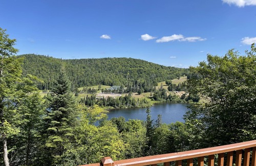 Saint-Faustin-Lac-Carre Chalet De Esquí | Le Tranquille - Magnificent view - SPA and Billiards