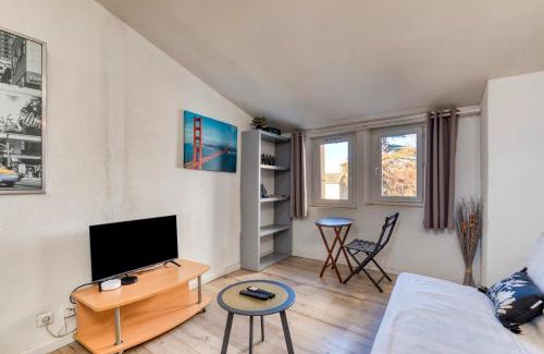 Pezenas Apartamento | "Le Transversal 3" -Garage privé optionnel -Centre historique-Plages à 21km !