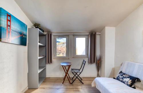 Pezenas Apartamento | "Le Transversal 3" -Garage privé optionnel -Centre historique-Plages à 21km !