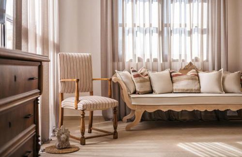 Gaitanion Casa | Le tresor de Marie - Charming Traditional Retreat, by ZanteWize