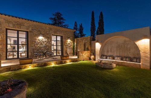 Gaitanion Casa | Le tresor de Marie - Charming Traditional Retreat, by ZanteWize