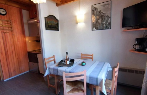 Chamonix City Centre Apartamento | Le Triolet by Interhome