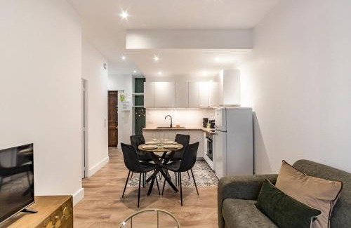 Republique - Tolstoi Apartamento | Le Verlaine AIL