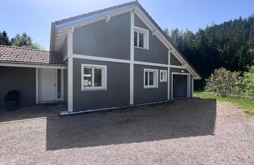 Gerardmer Chalet De Esquí | Le Vertpheny, Chalet calme et coszy à 500 m du lac