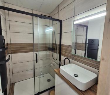 Novillard Apartamento | Le vinaurol