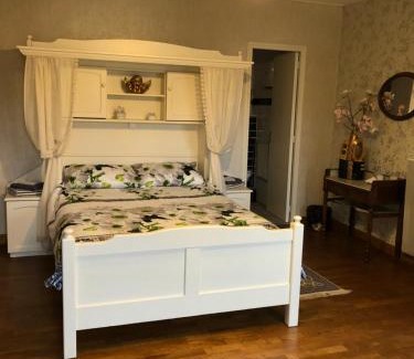 Saint-Bonnet-Troncais Cama Y Desayuno | Le Voyageur