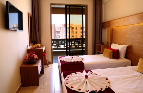 Menara Hotel | LE VOYAGEUR MARRAKECH