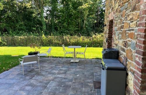 Walk Apartamento | Le Walk'Cottage, 1 bedroom cottage with hot tub