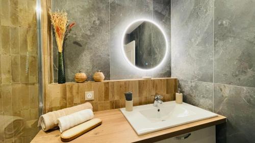 Riou - Petit Juas - Av de Grasse Apartamento | Le Week Riviera - Spacieux 3 étoiles-Coeur de Cannes - Palais des Festivals- Terrasse - Clim- Garage