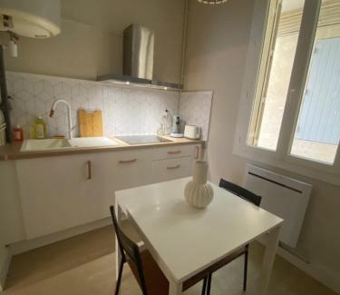 Nimes City Centre Apartamento | LE Zen