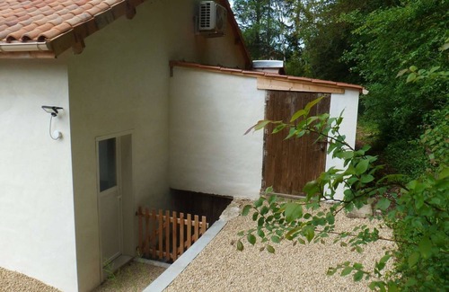 Chasseneuil-du-Poitou Apartamento | Le232 fr Meublé 4 Personnes Draps, Serviettes et Ménage Inclus