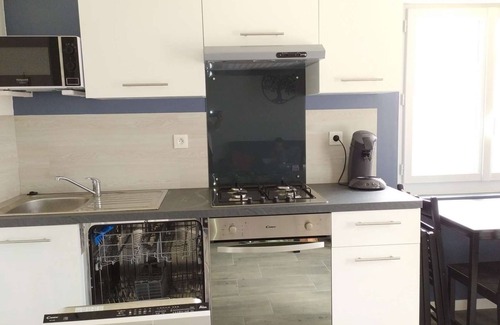 Chasseneuil-du-Poitou Apartamento | Le232 fr Meublé 4 Personnes Draps, Serviettes et Ménage Inclus