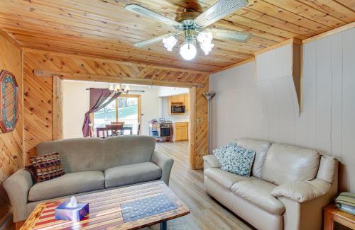 Deadwood Casa | Lead Hideaway with Fireplace, Grill and Deck!