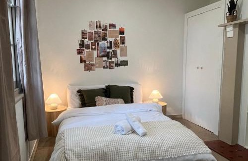 Hobart Central Business District Casa | Leaf room - Down to the green home stay