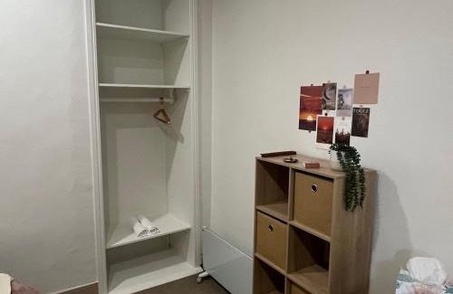 Hobart Central Business District Casa | Leaf room - Down to the green home stay