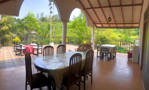 Bandarawela Cama Y Desayuno | LeafStone Guest
