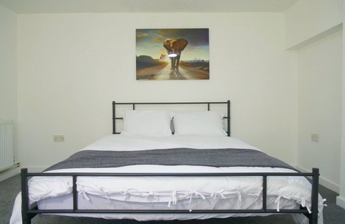 Leamington Spa Apartamento | Leamington Spa Gem Cozy Studio Awaits You