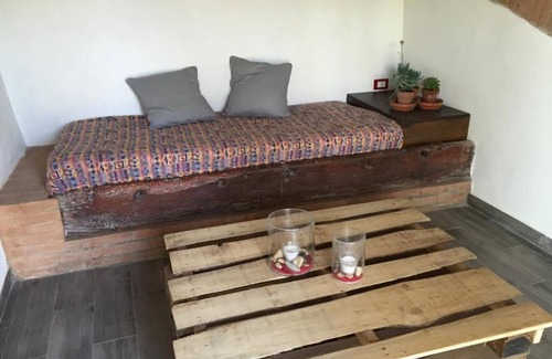 Predappio Cama Y Desayuno | LeAmorine White House B&B
