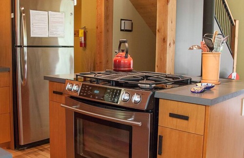 Columbia Valley Cabina | Impresionante Mountain Retreat en BC Oro