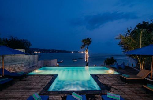 Mushroom Bay Cabina | Lebaoh Nusa Cottage