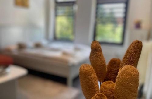 Goethestraße Apartamento | Lebendige Stadtwohnung in Stadtnähe