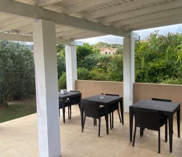 Chia Cama Y Desayuno | LeCalleBed-Breakfast
