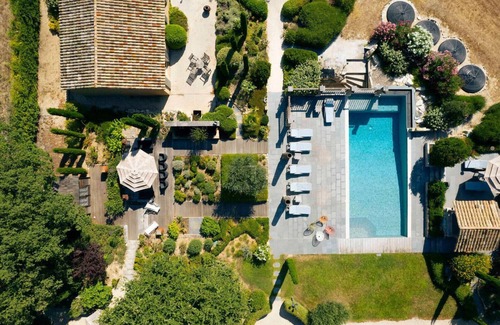 Saint-Saturnin-les-Apt Casa | L’Ecrin de Nature : A haven of peace in the heart of Provence