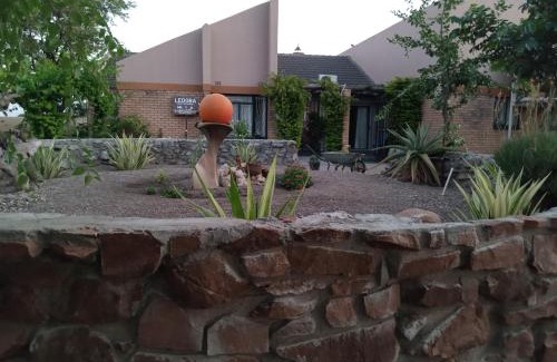 Bobonong Cama Y Desayuno | Ledoba Bed & Breakfast