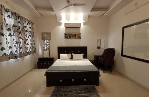 Jabalpur Apartamento | Leela Homestay Jabalpur - Lily - 2 BHK Luxury appartment
