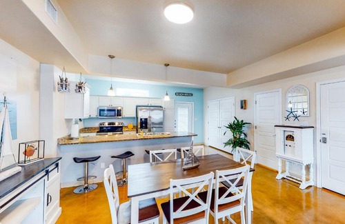 Corpus Christi Casa | Leeward Bay 15014