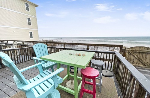 SeaNest Village Condominio | "Leeward II-3" | Beachfront Condo | Large first level deck with steps down to sand