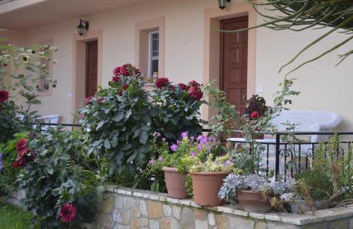 Lakithra Apartamento | Lefki Studios