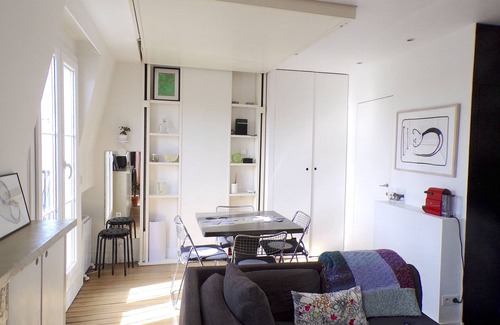 Latin Apartamento | Left Bank Roof Top Luxembourg Gardens Eiffel Towers views