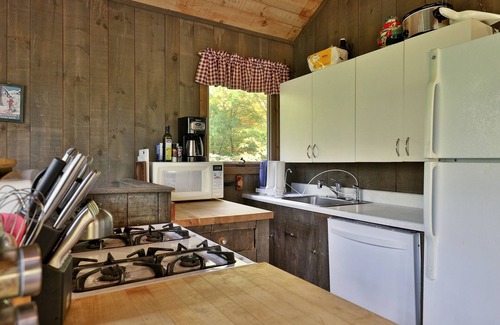 Killington Casa | Left Duplex Home Directly Across From Pico Mountain, Close To Killington. 3 Bedroom Home