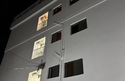 West Coast Division Apartamento | Legacy Apartments