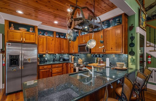 Mentone Casa | Legacy on the Lake w/hot tub, fire pit, 180 views